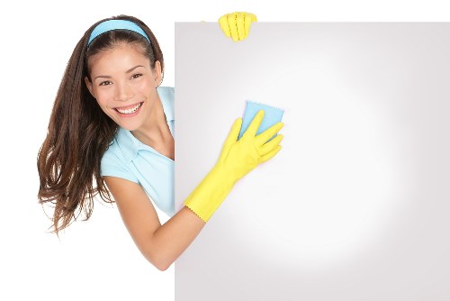 Experienced Herne Hill carpet cleaners restoring a carpet